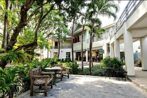 The Raweekanlaya Bangkok Extérieur Photos