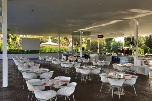 Hotel SU & Aqualand Makanan Photos