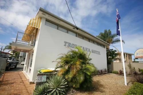 Tropicana Motel Exterior Photos