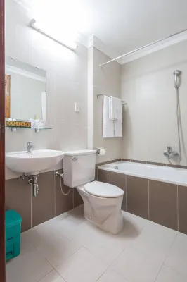 Riverside Hotel In Saigon Photos