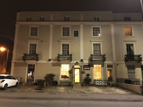 The Regency, Clifton Bristol by Belvilla Exterior Photos
