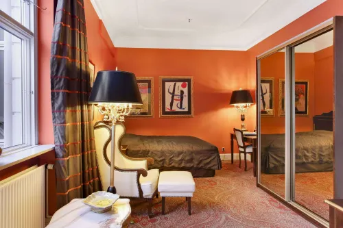 Hotel Royal Photos