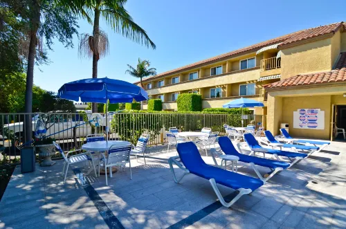 Best Western Plus Newport Mesa Inn Exterior Photos