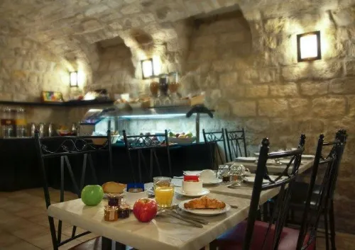 Le Bon Hôtel Restauration Photos