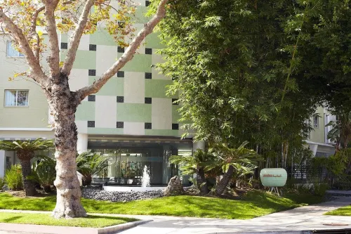 Avalon Hotel Beverly Hills, a Member of Design Hotels Exterior Photos