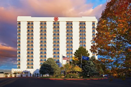 Sheraton Albuquerque Airport Hotel Exterior Photos