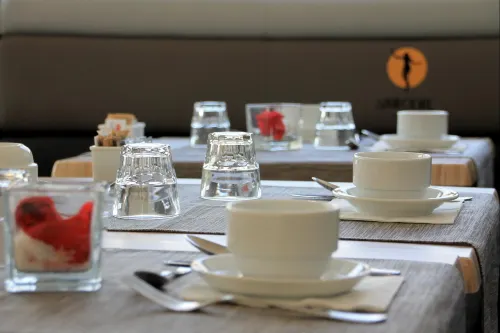 Hotel Aphrodite Restauration Photos
