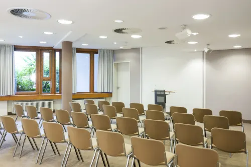 Hotel NH Bingen Geschäftseinrichtungen Photos