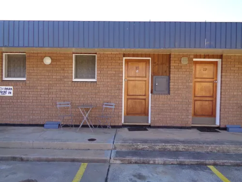 Parkway Motel Exterior Photos
