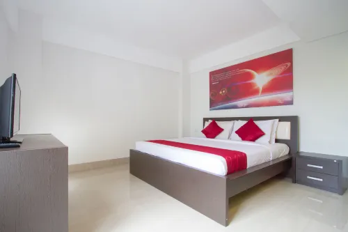 Mars City Hotel Kamar Photos