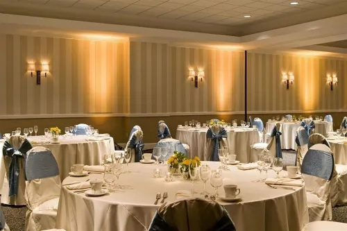 Sheraton Milwaukee Brookfield Hotel Fremhævet Photos