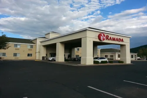Ramada by Wyndham Williams/Grand Canyon Area Extérieur Photos