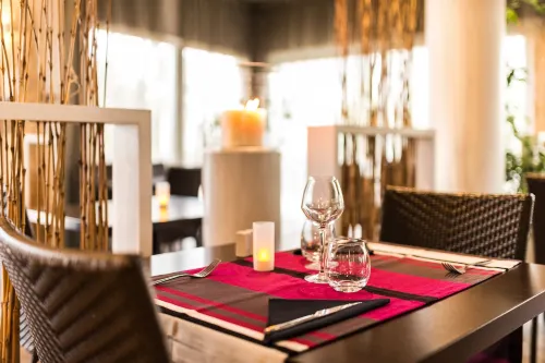 Hôtel Jules Verne Dining Photos