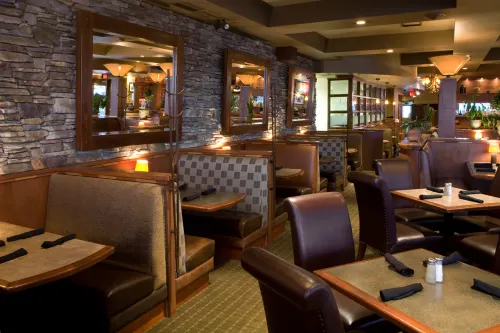 Sandman Signature Vancouver Airport Hotel & Resort Restauration Photos