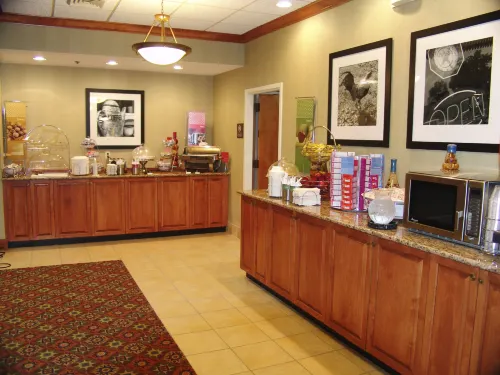 Quality Inn Florissant-St Louis Restauration Photos
