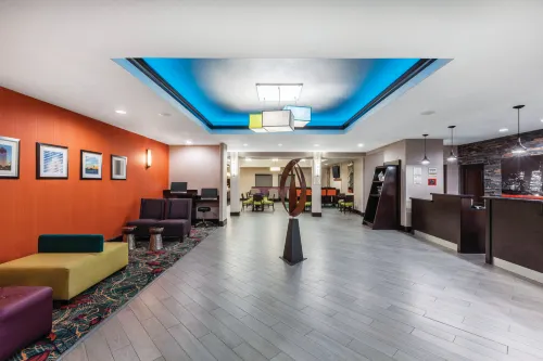 La Quinta Inn & Suites by Wyndham Houston Bush Intl Airpt E Öffentliche Flächen Photos