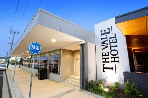 Vale Hotel Exterior Photos
