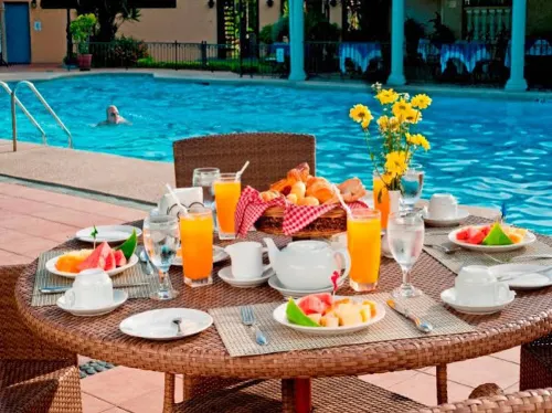 Montebello Villa Hotel Cebu Dining Photos