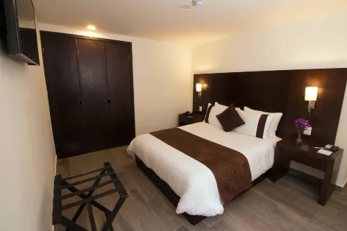 Ramada by Wyndham Tampico Centro Camere Photos