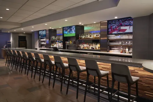 Toronto Marriott City Centre Hotel Leisure & Recreation Photos