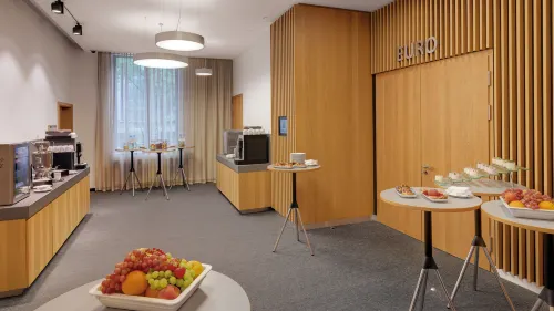 Holiday Inn Frankfurt - Alte Oper Business Photos