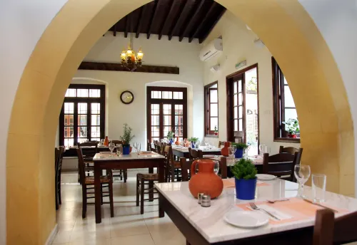 Centrum Hotel - City Center Makanan Photos