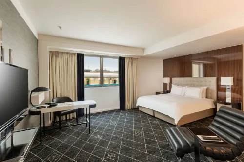 Swissotel Sydney Photos