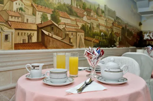 Hotel Pantheon Питание Photos
