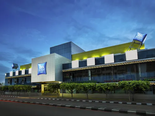 ibis budget Jakarta Menteng Dekat Hotel Photos