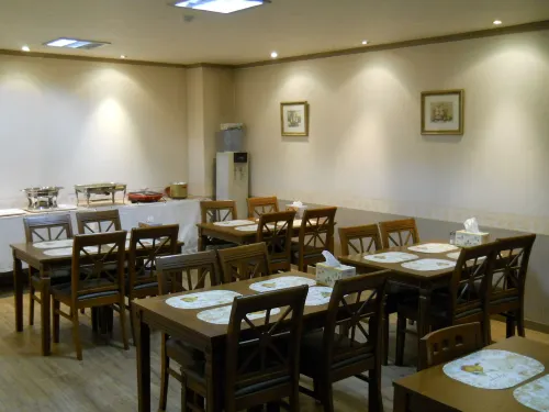 Hotel Millennium Dining Photos