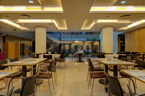 VIP Executive Entrecampos - Hotel & Conference Restauration Photos
