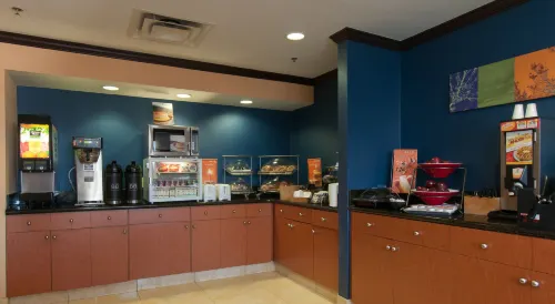 Fairfield by Marriott Inn & Suites Columbia Harbison Dining Photos