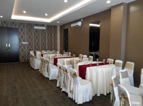 Viva Hotel Kediri, Azana Hotel Collection Fasilitas Bisnis Photos
