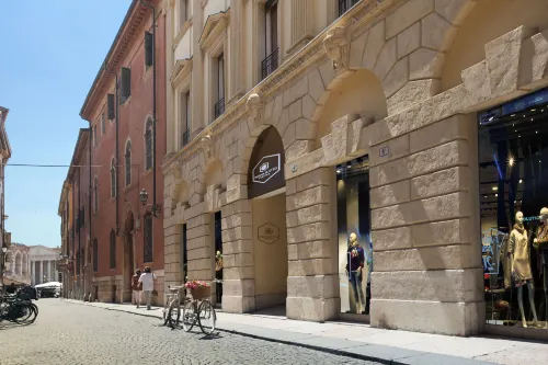 Oriana Homèl Verona Da non perdere Photos