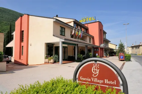 Guesia Village Hotel e Spa Esterni Photos