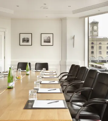 The Tower Hotel, by Thistle Espaces Affaires Photos
