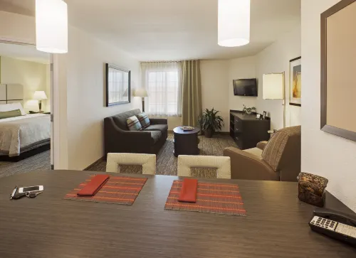 Wingate by Wyndham Calgary Airport Photos