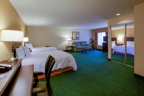 Hampton Inn by Hilton Garden City Long Island Photos