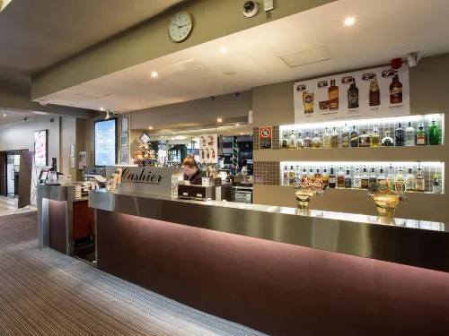 Nightcap at Chester Hill Hotel Freizeit und Erholung Photos