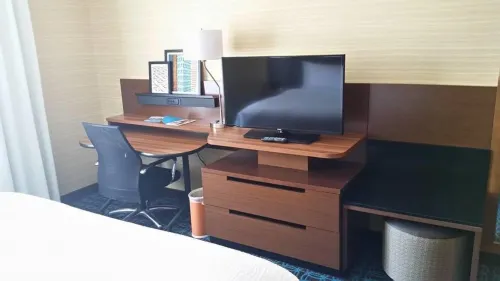 Fairfield Inn & Suites Detroit Troy Photos
