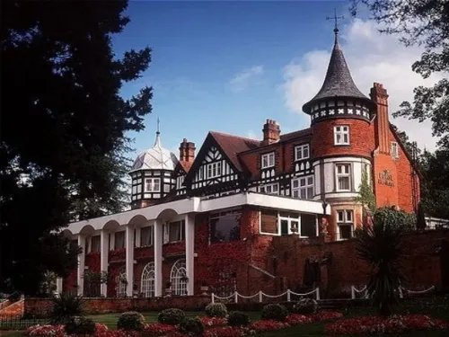 Macdonald Berystede Hotel and Spa Extérieur Photos