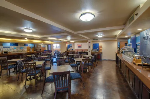 Holiday Inn Express & Suites Grand Canyon Restauration Photos