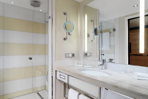 The Westin Grand Berlin Camere Photos
