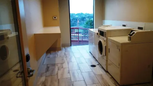 Holiday Inn Austin -Town Lake Photos