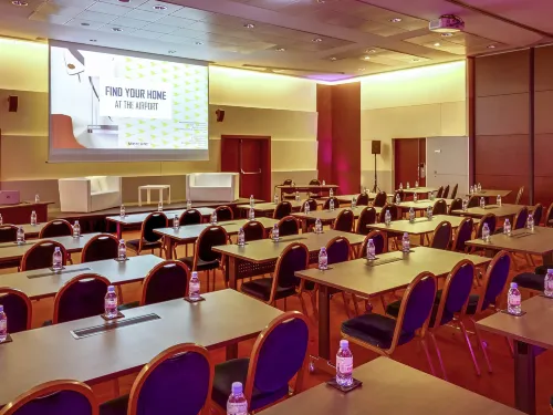 Mercure Paris CDG Airport & Convention Espaces Affaires Photos