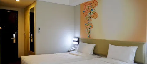 Cordela Hotel Cirebon Photos