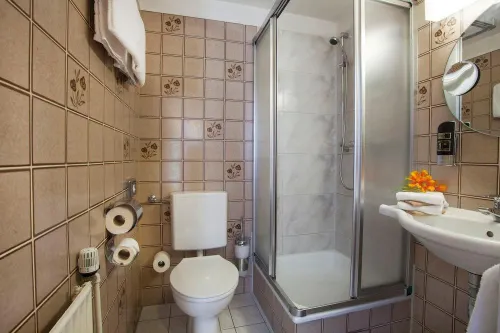 Sure Hotel by Best Western Ambassador Düsseldorf Photos