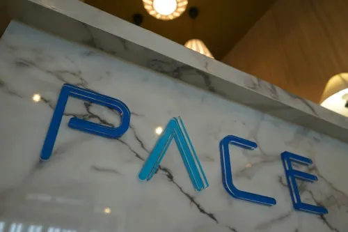 Pace Residence and Bar Pattaya Photos