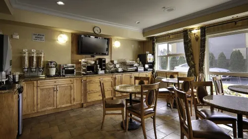 Best Western Peace Arch Inn Dining Photos