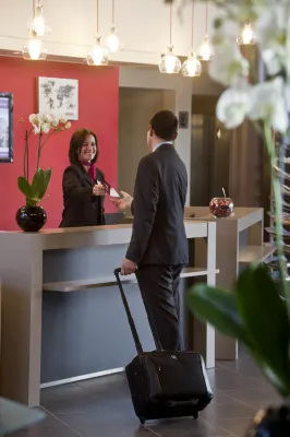 Hôtel Mercure Tours Nord Espaces publics Photos